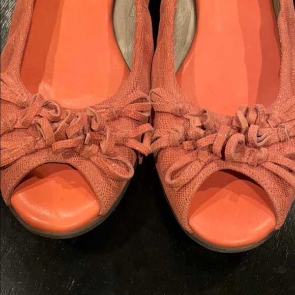 The Flexx Peep toe wedge sandal - Picture 2 of 5